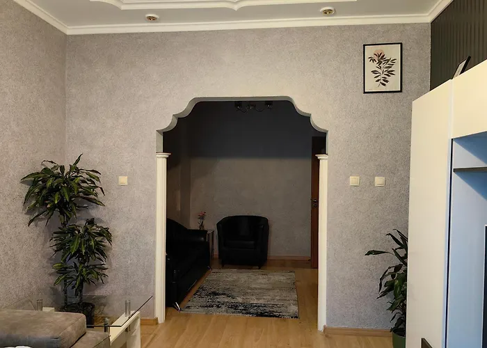 Maria-Luiza\'S Cozy Central Apartment